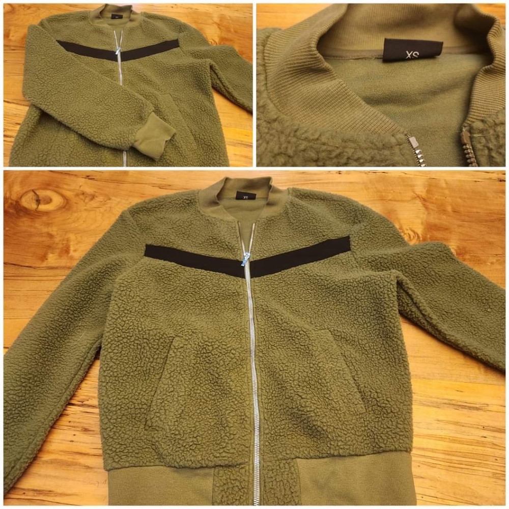 ZYIA Olive Flying V fleece- Retired item Size XS